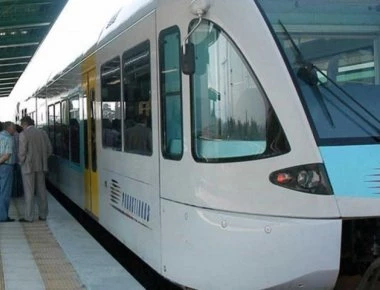 Χειρόφρενο σε ΟΣΕ και προαστιακό για 4 ώρες - Ταλαιπωρία για το επιβατικό κοινό